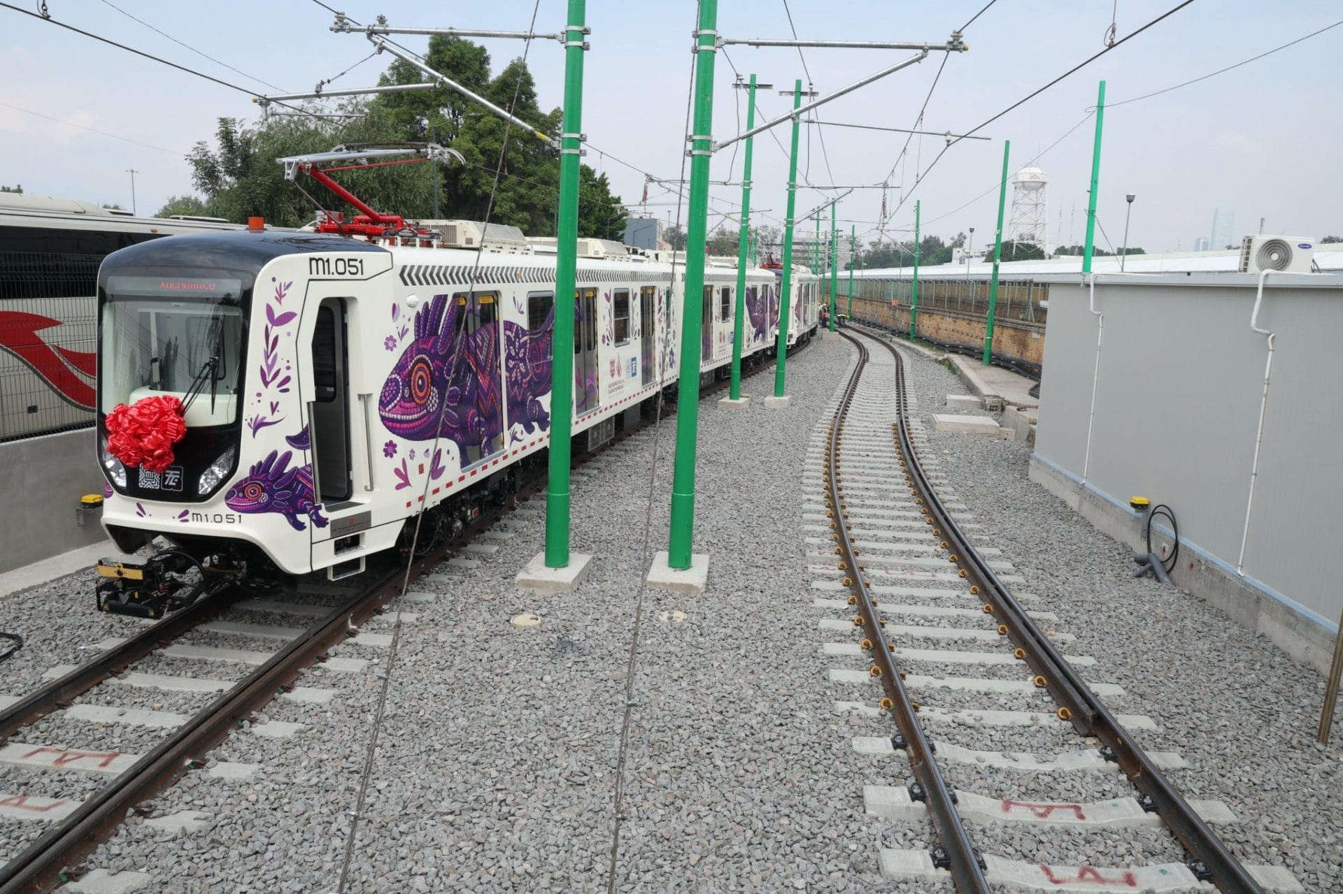 Inauguran “El Ajolote”, modernización del Tren Ligero