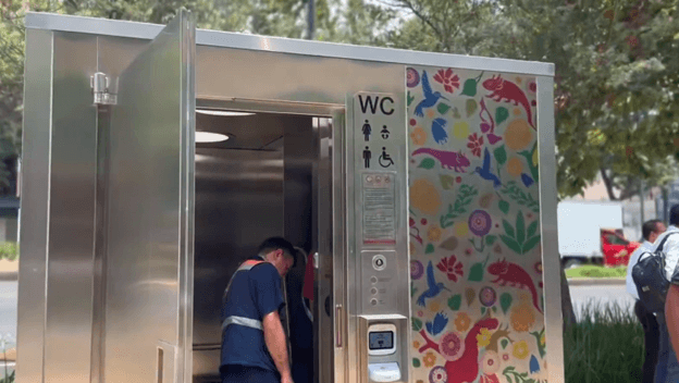 CDMX estrena sanitarios públicos automatizados